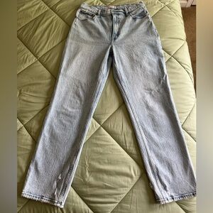 Abercrombie & Fitch Curve Love Ultra High Rise 90’s Straight Leg Jeans